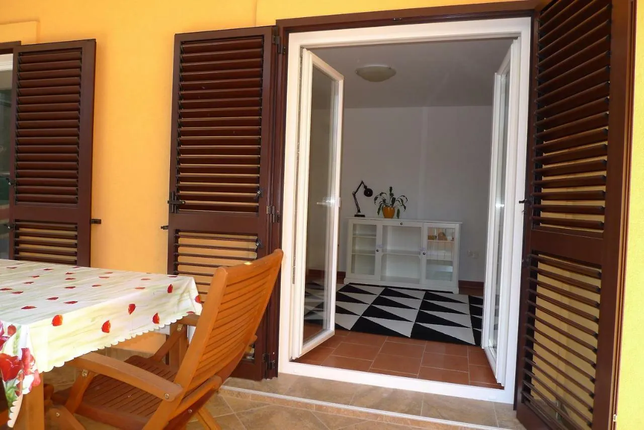 Studio Apartments Seka Rovinj