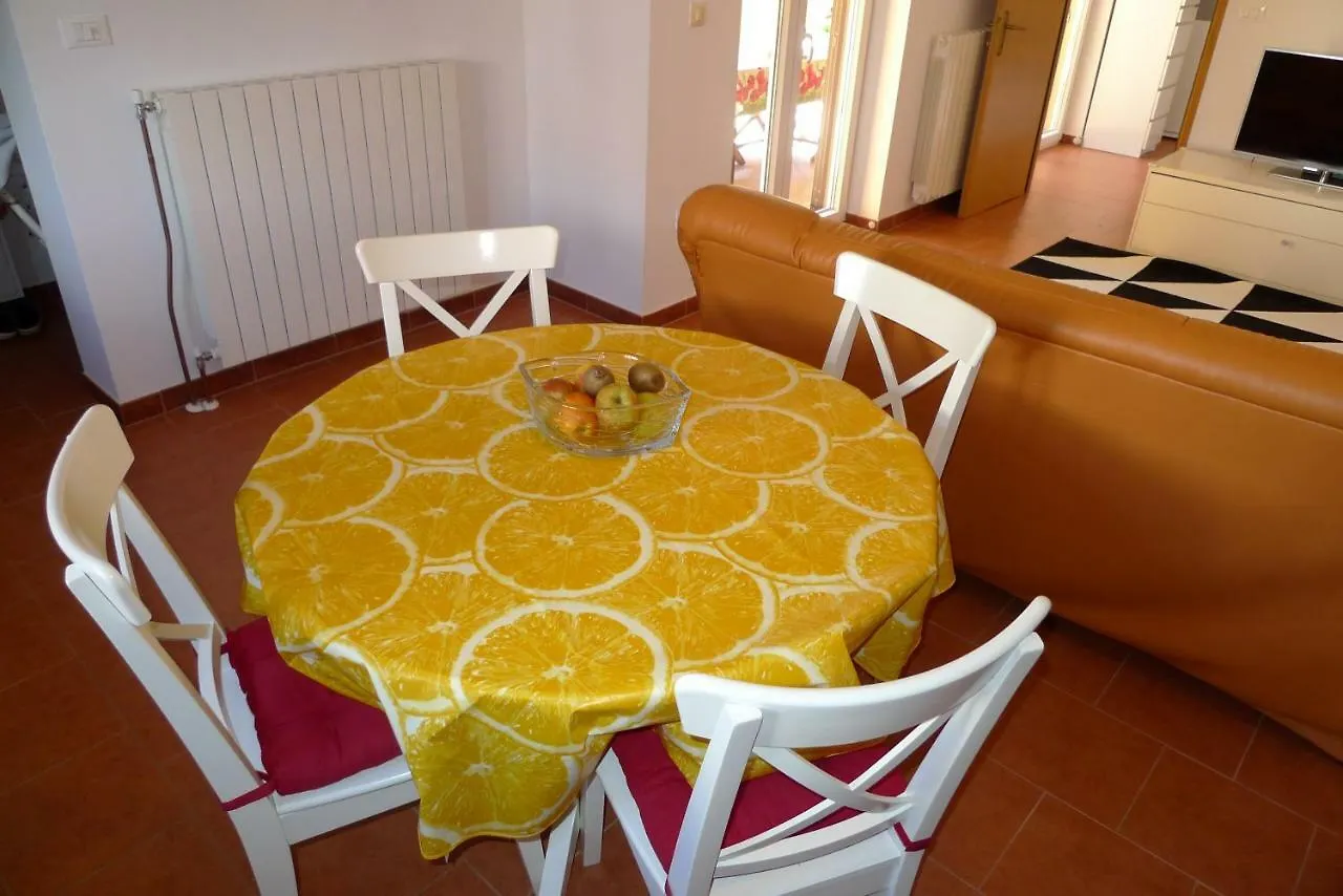 Studio Apartments Seka Rovinj